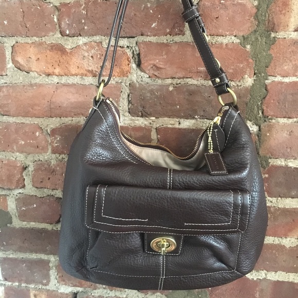 Coach dark brown leather shoulder bag - Picture 1 of 6